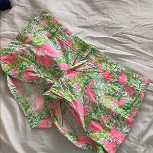 Lilly Pulitzer Walsh shorts in size 8